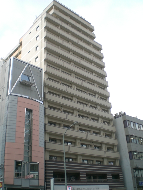 四条堀川に面してますよ