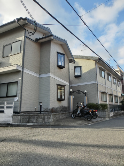 ロイヤルハイツフジイ